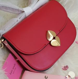 🔥Kate Spade ♠️ Lula Saddle Crossbody in Hot Chili